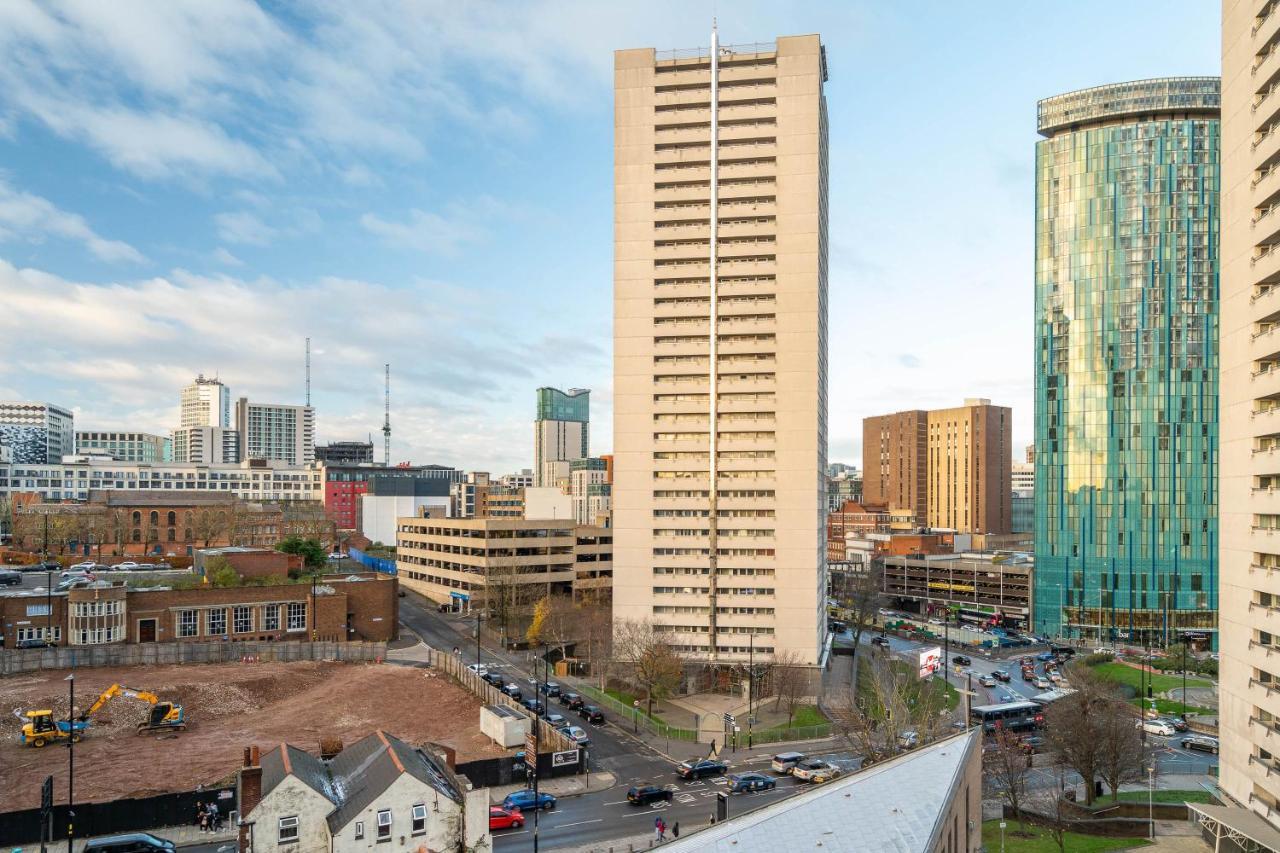 Maevela Apartments ☆ Pink Luxury Apartment With Balcony - Birmingham City Centre - 5 Min Walk From Bullring, Cube, Mailbox, New Street Station - Free Netflix & Wifi Экстерьер фото