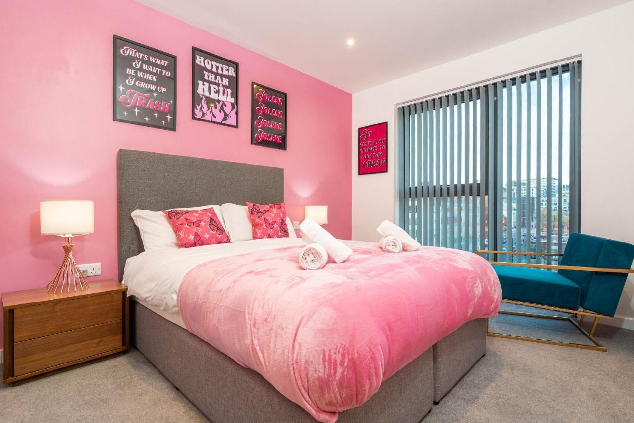 Maevela Apartments ☆ Pink Luxury Apartment With Balcony - Birmingham City Centre - 5 Min Walk From Bullring, Cube, Mailbox, New Street Station - Free Netflix & Wifi Экстерьер фото