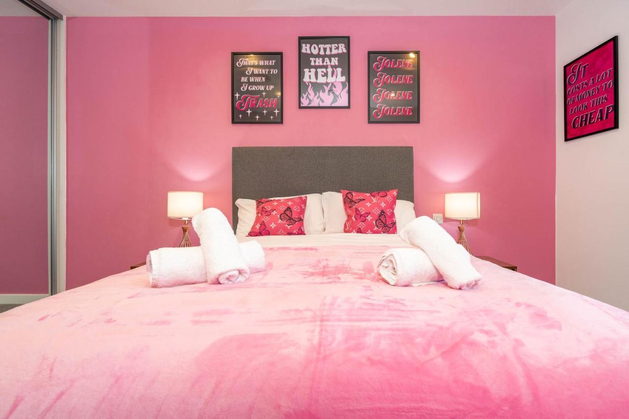 Maevela Apartments ☆ Pink Luxury Apartment With Balcony - Birmingham City Centre - 5 Min Walk From Bullring, Cube, Mailbox, New Street Station - Free Netflix & Wifi Экстерьер фото